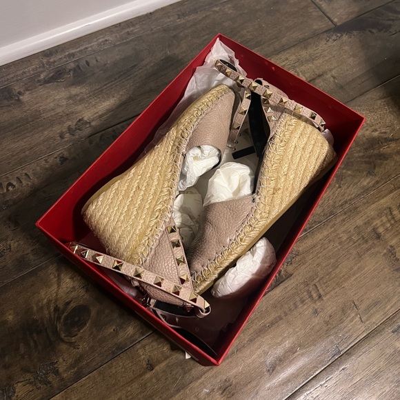 Valentino Garavani Rockstud Espadrilles Wedge Size 39 Early Black Friday Sale! - Picture 5 of 9